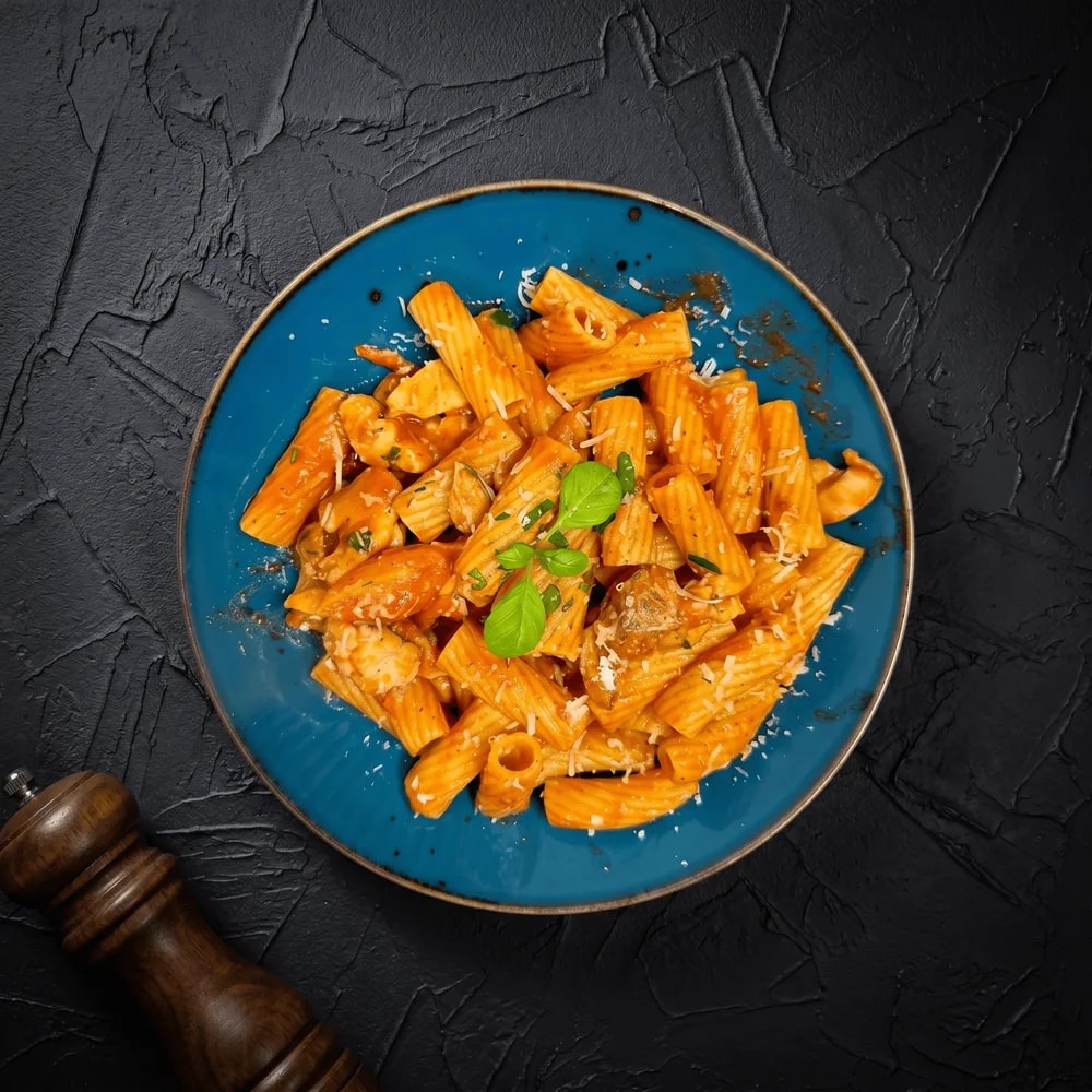 Pasta Pomodoro e Pollo