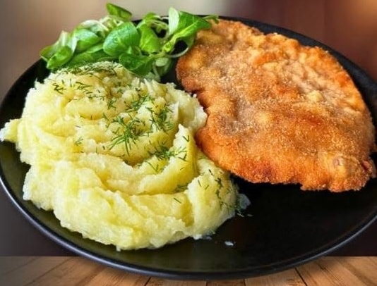 Filet z kurczaka panierowany